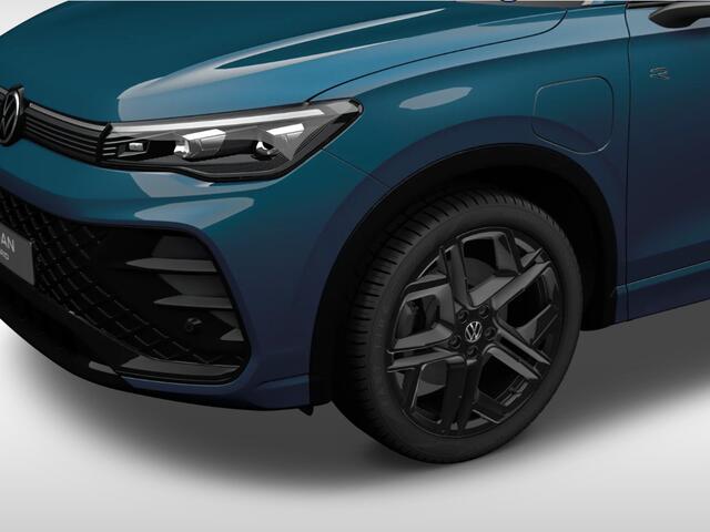 Volkswagen TIGUAN R-Line-Edition 1.5 eHybrid 272 pk 6 versn. DSG · Assistance pakket plus · Black style pakket · Comfort pakket · Design pakket · Trekhaak incl. aanhangermanoeuvreerhulp (trailer assist) ·