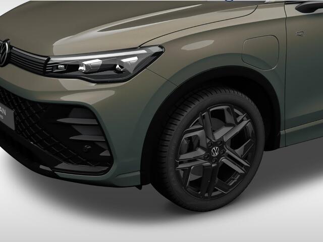 Volkswagen TIGUAN R-Line-Edition 1.5 eHybrid 204 pk 6 versn. DSG · Black style pakket · Comfort pakket · Trekhaak incl. aanhangermanoeuvreerhulp (trailer assist) ·