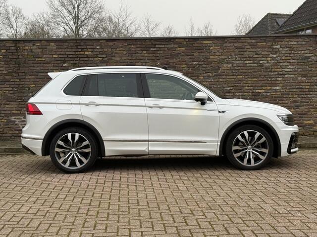 Volkswagen TIGUAN 2.0 TSI 4Motion 2x R-Line Panodak 20 Inch