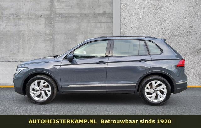Volkswagen TIGUAN 2.0 TDI 150 PK DSG ACC Panoramadak Trekhaak Navi LED 18 Inch