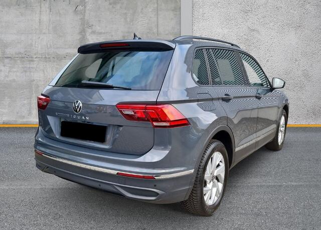 Volkswagen TIGUAN 2.0 TDI 150 PK DSG ACC Panoramadak Trekhaak Navi LED 18 Inch