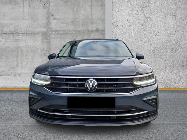 Volkswagen TIGUAN 2.0 TDI 150 PK DSG ACC Panoramadak Trekhaak Navi LED 18 Inch