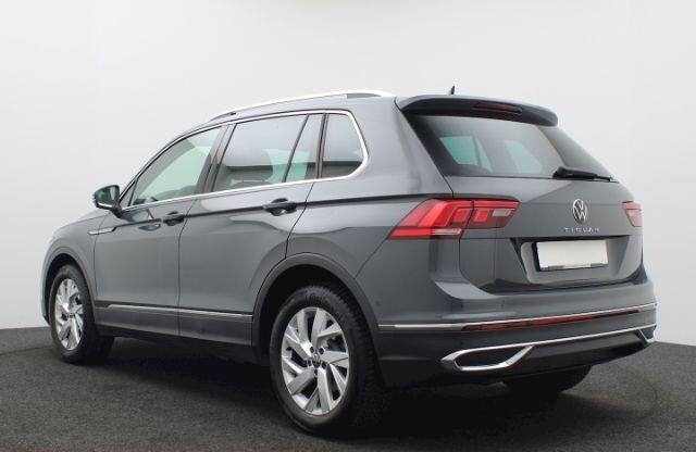 Volkswagen TIGUAN 2.0 TDI Elegance 150 PK DSG ACC Panoramadak Trekhaak LED Navi 18 Inch