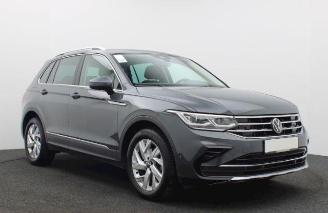 Volkswagen TIGUAN 2.0 TDI Elegance 150 PK DSG ACC Panoramadak Trekhaak LED Navi 18 Inch
