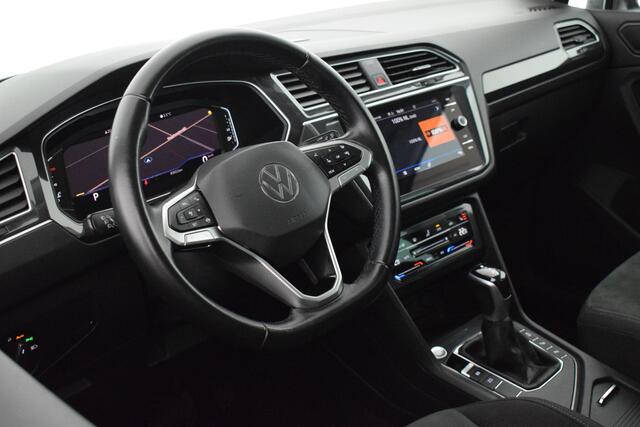 Volkswagen TIGUAN 1.5 TSI 150pk DSG Elegance Keyless Camera Virtual Cockpit Navigatie