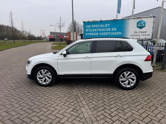 Volkswagen TIGUAN 1.4 TSI ACT CARPLAY/NAVI/STOELVER/TREKHAAK