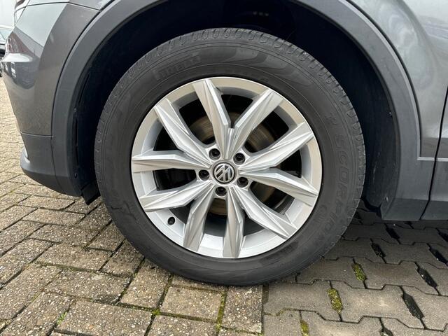 Volkswagen TIGUAN 1.5 TSI DSG HIGHLINE NAVI/ACC/STOELVERW/PDC