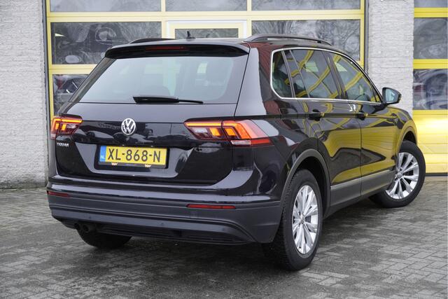 Volkswagen TIGUAN 1.5 TSI 131PK! Comfortline BJ2019 Lmv 17" | Led | Pdc | Climate control | Cruise control | Extra getint glas