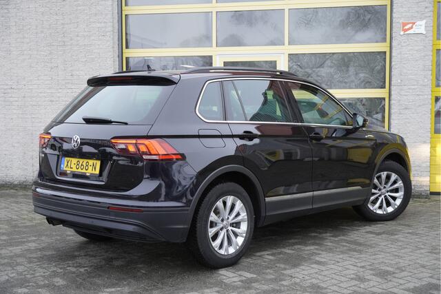 Volkswagen TIGUAN 1.5 TSI 131PK! Comfortline BJ2019 Lmv 17" | Led | Pdc | Climate control | Cruise control | Extra getint glas