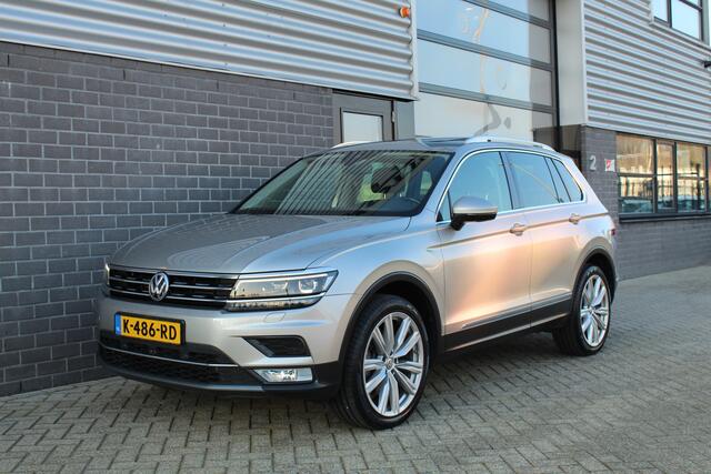 Volkswagen TIGUAN 2.0 TSI 4Motion Highline / Panoramadak / 360° Camera / Keyless