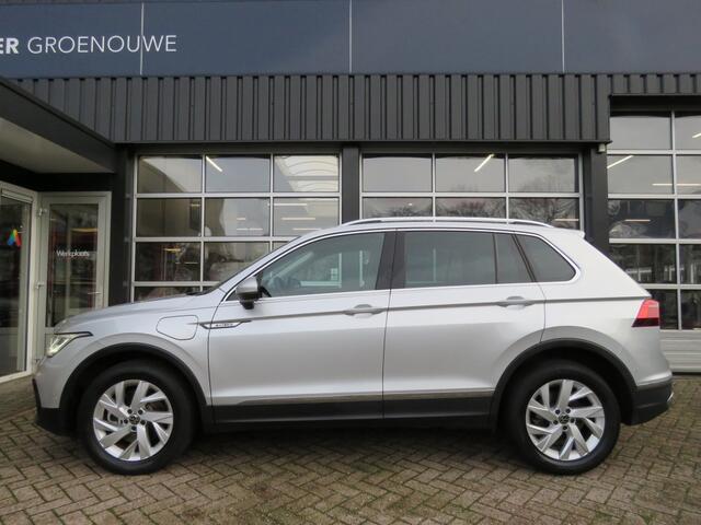 Volkswagen TIGUAN 1.4 TSI eHybrid Business+ aut./ Pano dak / IQ Light / Camera / V