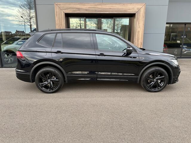 Volkswagen TIGUAN Allspace 1.5 TSI 150pk DSG R-Line | Black line | Trekhaak | Keyless | Camera | Rijklaar incl. 1 jaar Bovag garantie