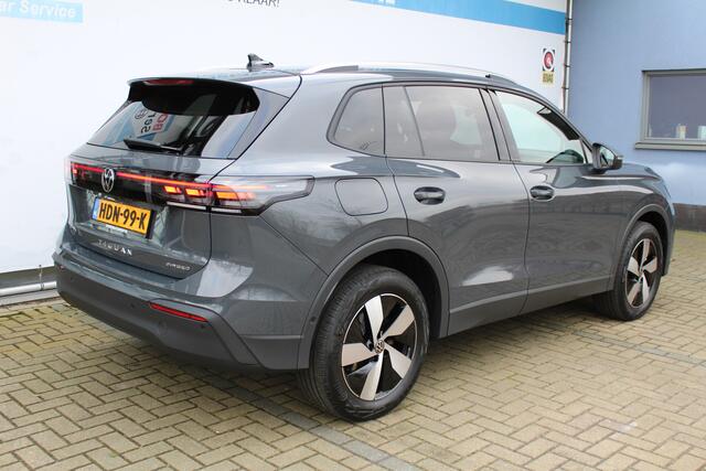 Volkswagen TIGUAN 1.5 eHybrid Life Edition 204 PK | Direct leverbaar!! | Elektrische kofferklep | Achteruitrijcamera | Stoel/stuurverwarming | Stoelverwarming achterbank | Apple CarPlay/Android Auto | Parkeersensoren V+A | Adaptive cruise controle | Digital cockpit | Keyl