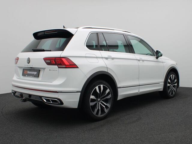 Volkswagen TIGUAN 1.4 TSI eHybrid R-Line Business+ 245PK DSG Full led, trekhaak, adaptive cruise met travel assist, stuur-stoelverwarming, schuif-kanteldak, achteruitrijcamera, elek. achterklep, 20" lichtmetaal