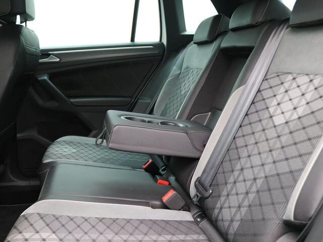 Volkswagen TIGUAN 1.4 TSI eHybrid R-Line Business+ 245PK DSG Full led, trekhaak, adaptive cruise met travel assist, stuur-stoelverwarming, schuif-kanteldak, achteruitrijcamera, elek. achterklep, 20" lichtmetaal