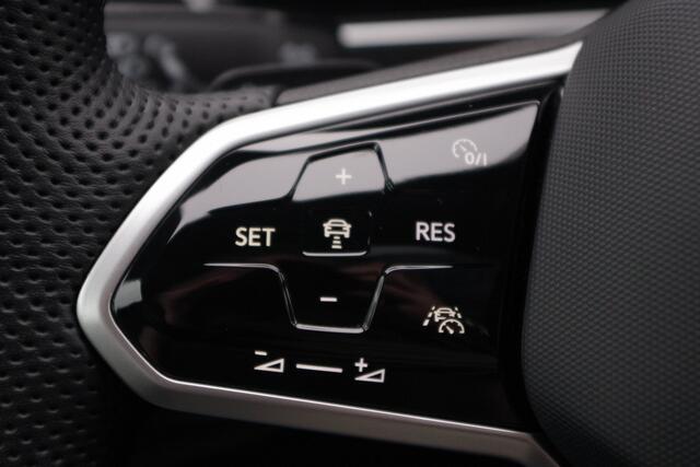 Volkswagen TIGUAN 1.4 TSI 245 PK eHybrid R-Line BNS PHEV, Panoramadak, Trekhaak, IQ-Light, DCC, Adaptieve Cruise Control