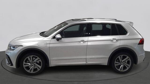 Volkswagen TIGUAN 1.4 TSI eHybrid 245pk PHEV R-Line Business+ | trekhaak | panoramadak