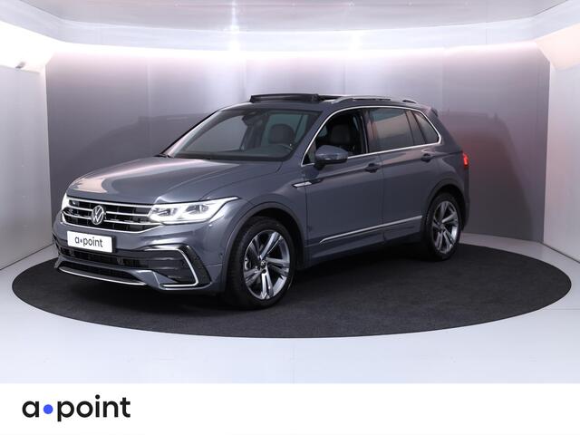 Volkswagen TIGUAN 1.5 TSI R-Line Business 150 pk Automaat (DSG) | Verlengde garantie | Navigatie | Panoramadak | Trekhaak uitklapbaar | Parkeersensoren (Park assist) | Achteruitrijcamera | Stoelverwarming |