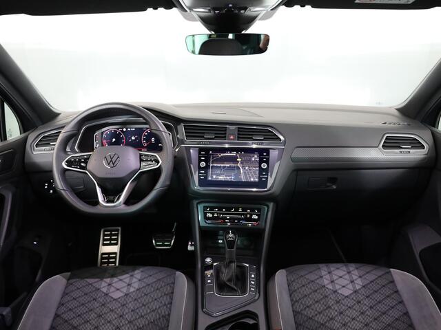 Volkswagen TIGUAN 1.5 TSI R-Line Business 150 pk Automaat (DSG) | Verlengde garantie | Navigatie | Panoramadak | Trekhaak uitklapbaar | Parkeersensoren (Park assist) | Achteruitrijcamera | Stoelverwarming |