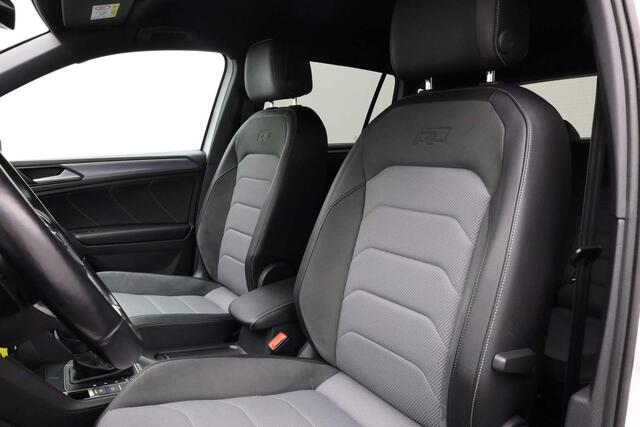 Volkswagen TIGUAN 2.0 TSI 190PK DSG 4Motion R-Line 360 Camera | LED | Trekhaak | Standkachel | ACC | 19 inch