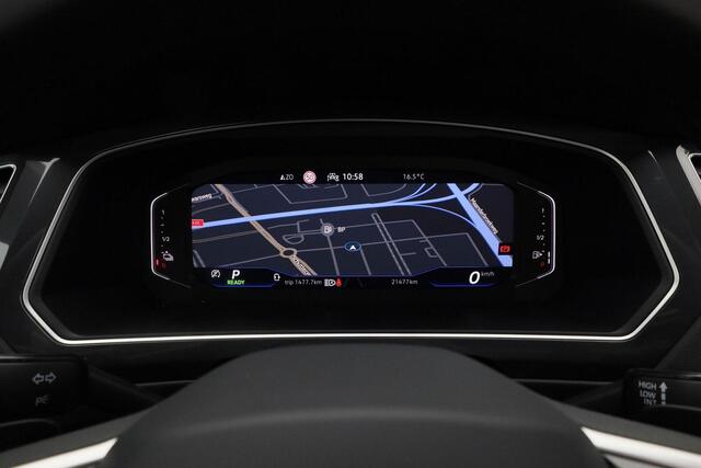 Volkswagen TIGUAN 1.4 TSI 245 pk DSG eHybrid R-Line Business | Panoramadak | Leder | Geheugenstoelen | Navigatie Discover Pro | Rondomzicht camera | Head-up display | Stoel-/achterbankverwarming