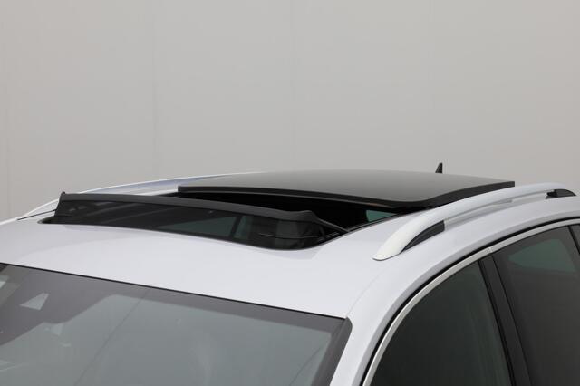 Volkswagen TIGUAN 1.4 TSI 245 pk DSG eHybrid R-Line Business | Panoramadak | Leder | Geheugenstoelen | Navigatie Discover Pro | Rondomzicht camera | Head-up display | Stoel-/achterbankverwarming