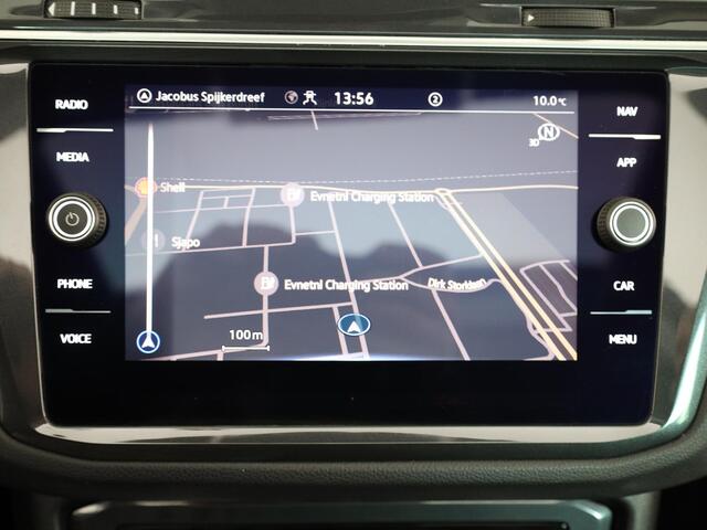 Volkswagen TIGUAN 1.4 TSI eHybrid Elegance 245 pk Automaat (DSG) | Navigatie | Panoramadak | Parkeersensoren (Park assist) | Achteruitrijcamera | Adaptieve cruise control | Stoelverwarming |
