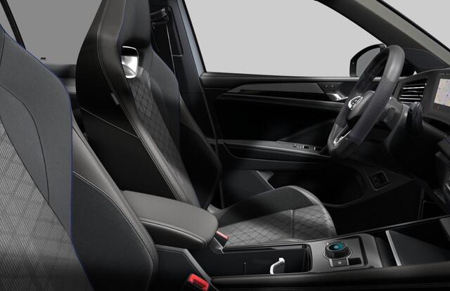 Volkswagen TIGUAN 1.5 eHybrid R-Line Edition 272pk Trekhaak | Panorama | Stoelverwarming | 20 inch | Keyless