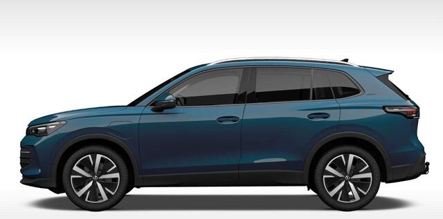 Volkswagen TIGUAN 1.5 eHybrid Life Edition | Panodak | Trekhaak | 19" inch lm velgen | Stoel verwarming |