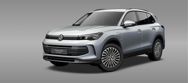 Volkswagen TIGUAN 1.5 eHybrid 204 PK Life Edition | Trekhaak | 360'' camera | Stuur & stoelverwarming |