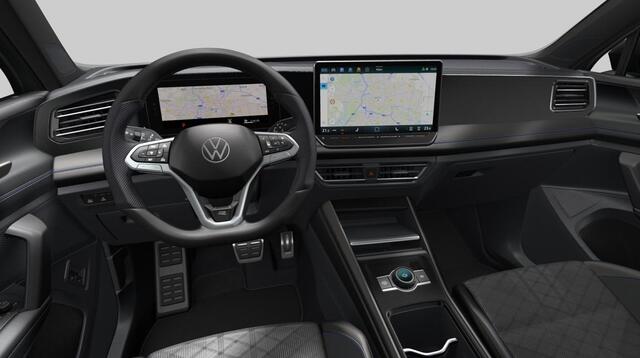 Volkswagen TIGUAN 1.5 eHybrid 204 PK R-Line Edition | Trekhaak | Panoramadak | Stuur & Stoelverwarming |