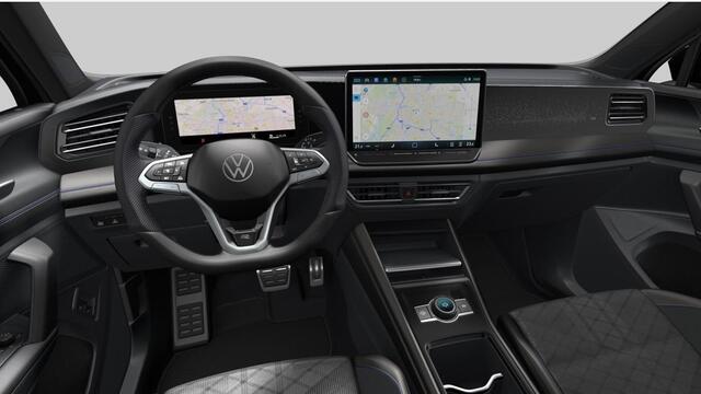 Volkswagen TIGUAN 1.5 eHybrid 204 PK R-Line Edition | Trekhaak | Panoramadak | Stuur & stoelverwarming | 360'' camera |