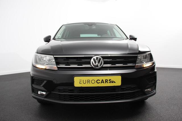 Volkswagen TIGUAN 1.5 TSI Comfortline Team DSG | Navigatie | Camera| Lane Assist | Virtual Cockpit | Winterpakket | Adaptive Cruise control | LMV Velgen