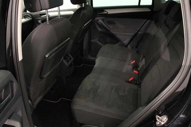 Volkswagen TIGUAN 1.5 TSI Comfortline Team DSG | Navigatie | Camera| Lane Assist | Virtual Cockpit | Winterpakket | Adaptive Cruise control | LMV Velgen