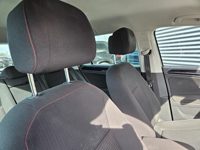 Volkswagen TIGUAN 1.4 TSI ACT Comfortline Business R 150pk DSG | Trekhaak af Fabriek | Adaptive Cruise | Apple Carplay | 19"L.M | LED Koplampen | Stoelverwarming | Navi Full Map |