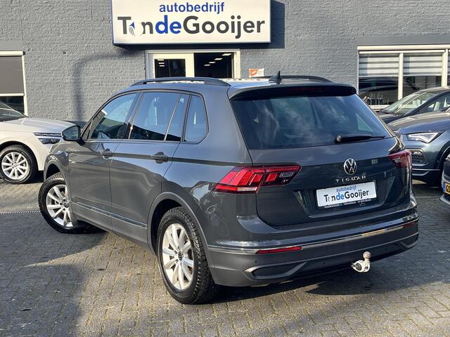 Volkswagen TIGUAN 1.5 TSi DSG ACT Life Business | CAMERA | EL. TREKHAAK | STOEL/STUURVERW. | STANDKACHEL |