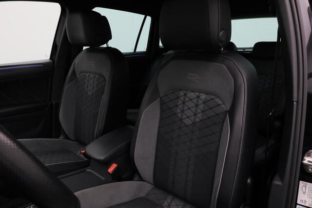Volkswagen TIGUAN 1.4 TSI 245 pk DSG eHybrid R-Line Business+ | Panoramadak | IQ Light | Achteruitrijcamera | Navigatie | Stoelverwarming | Keyless Entry
