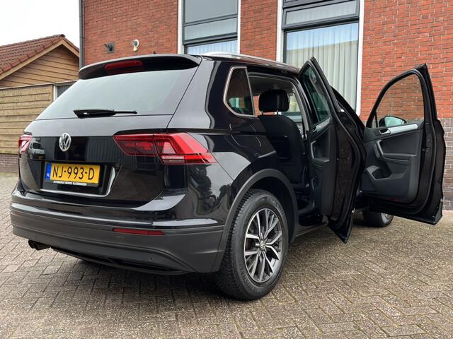 Volkswagen TIGUAN 1.4 TSI Connected Series. | NAVI | CARPLAY | DAB | TREKHAAK. |