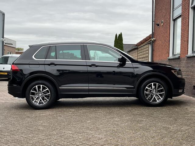 Volkswagen TIGUAN 1.4 TSI Connected Series. | NAVI | CARPLAY | DAB | TREKHAAK. |