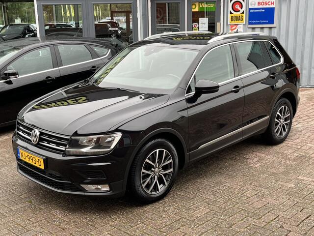 Volkswagen TIGUAN 1.4 TSI Connected Series. | NAVI | CARPLAY | DAB | TREKHAAK. |