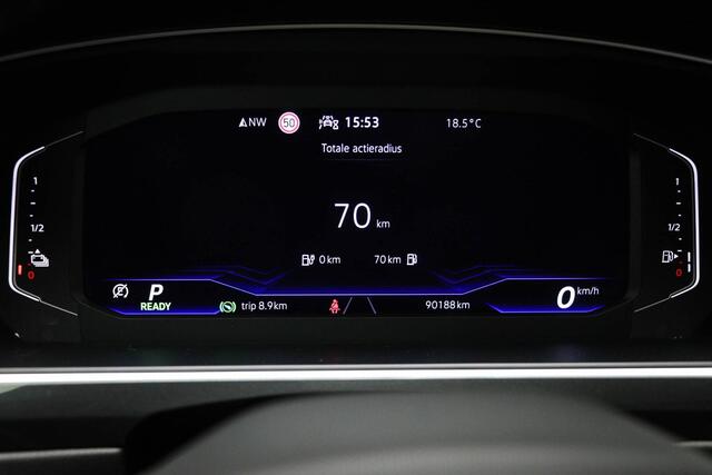 Volkswagen TIGUAN 1.4 TSI eHybrid R-Line Business+ | PANORAMADAK | WINTER PACK | MATRIX LED | 360 CAMERA