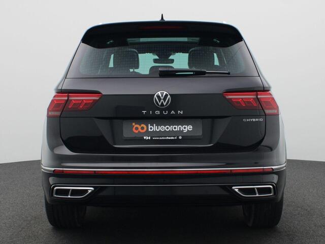 Volkswagen TIGUAN 1.4 TSI eHybrid R-Line Business 245PK DSG matrix led, schuif-kanteldak, 360gr. camera, adaptive cruise, side assist, stuur-stoelverwarming, elek. bedienbare achterklep, 19" lichtmetaal
