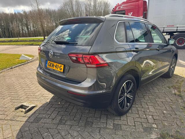 Volkswagen TIGUAN 1.5 TSI ACT Highline ACC/PANO/CARPLAY/NAVI