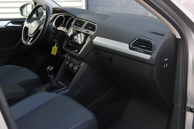 Volkswagen TIGUAN 1.4 TSI Comfortline Business I NAVI I CLIMA I DAB I CARPLAY I PDC I ACC