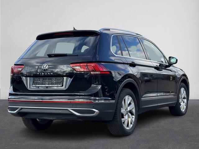 Volkswagen TIGUAN 1.5 TSI Elegance | Automaat | ACC | Carplay | Navi | Parkeersensor voor/achter | Winter-Pakket | LM velgen | ( Vestiging - Vianen )