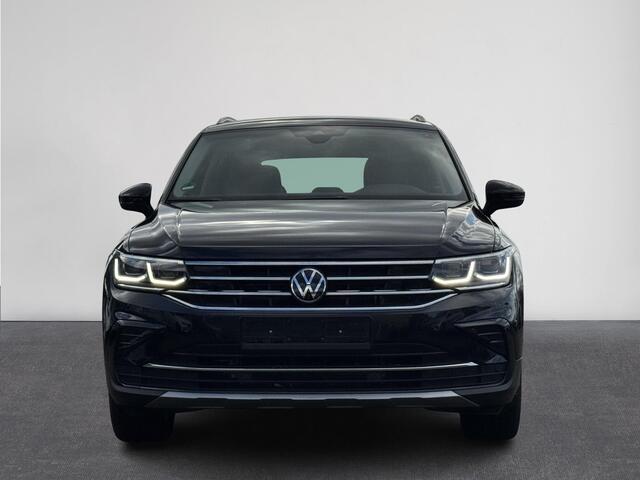 Volkswagen TIGUAN 1.5 TSI Elegance | Automaat | ACC | Carplay | Navi | Parkeersensor voor/achter | Winter-Pakket | LM velgen | ( Vestiging - Vianen )