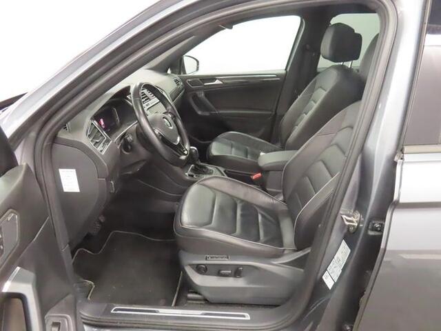 Volkswagen TIGUAN 1.5 TSI HL Bus R 7p. | 3X R-line | Dynn | Pano | Camera | Trekha