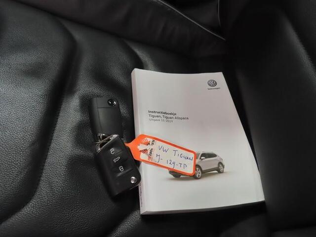 Volkswagen TIGUAN 1.5 TSI HL Bus R 7p. | 3X R-line | Dynn | Pano | Camera | Trekha