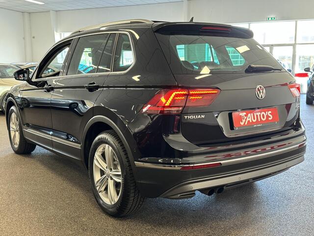 Volkswagen TIGUAN 2.0 TSI 4Motion Highline NAVIGATIE/CAMER, LEER, PANORAMA