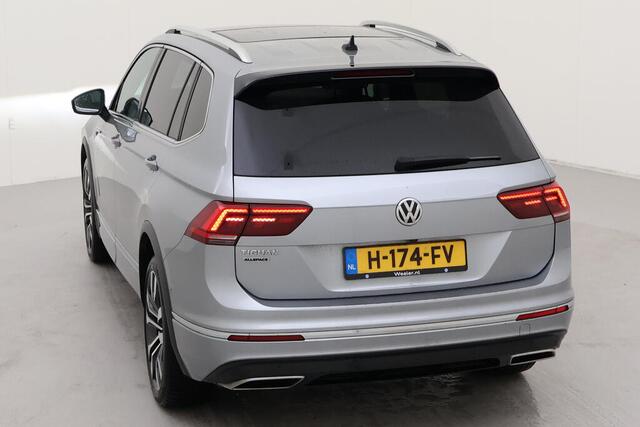 Volkswagen TIGUAN Allspace 1.5 TSI Highline Business R 7p. / Panorama dak / Full Led / Zwenkbare trekhaak / Elect. achterklep / Achteruitrijcamera / 20 Inch